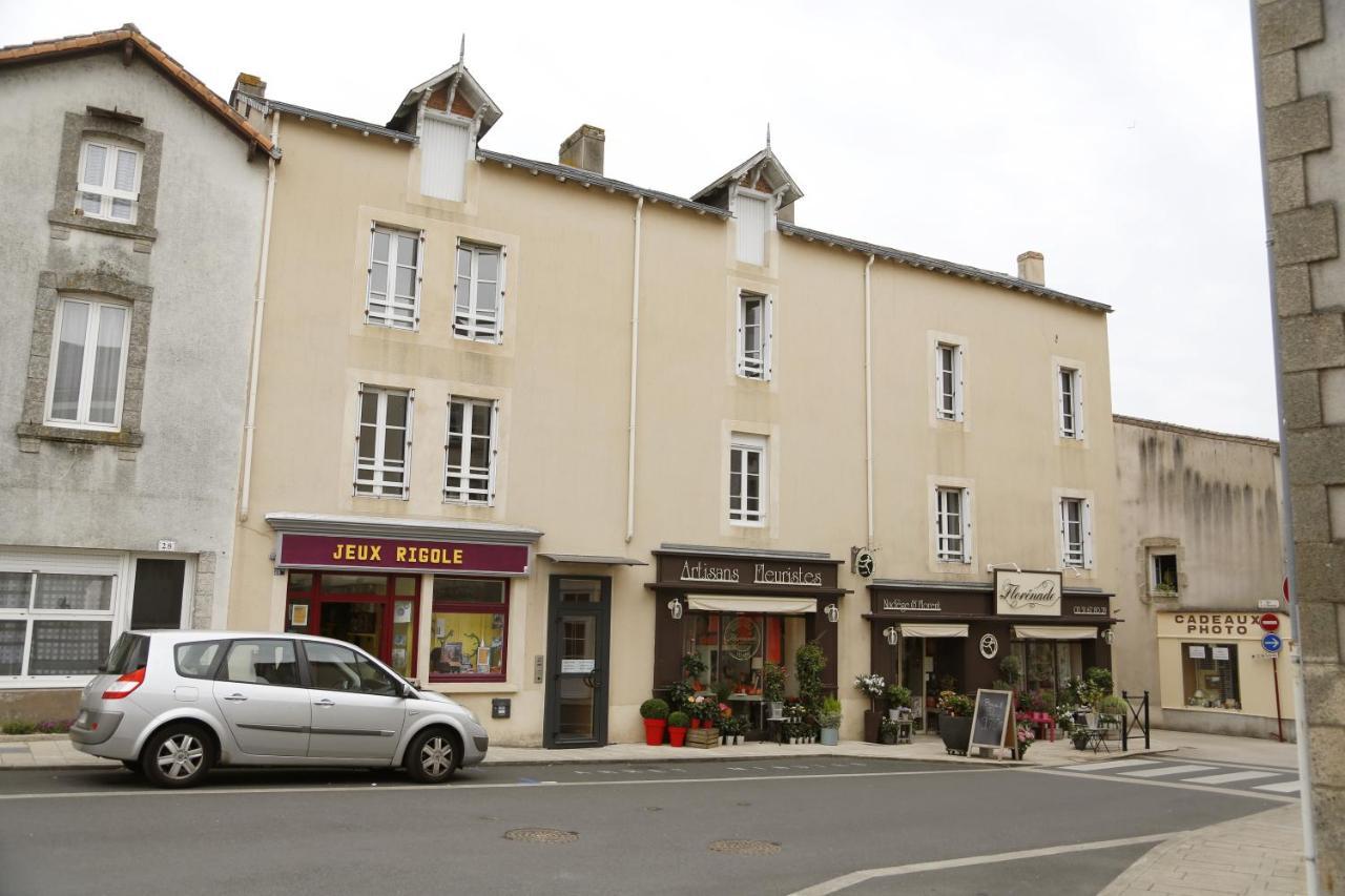 Appart-Alma Saint-Laurent-sur-Sèvre Exteriér fotografie